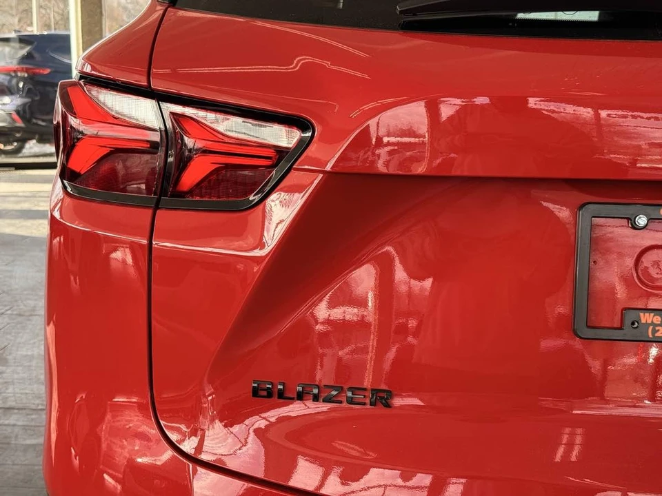 2022 Chevrolet Blazer - Image 16 of 21