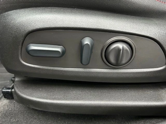 2022 Chevrolet Blazer - Image 11 of 12
