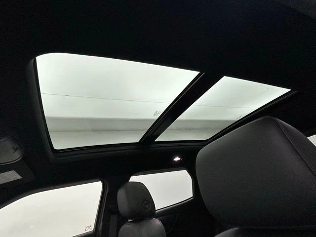 2022 Chevrolet Blazer - Image 10 of 12
