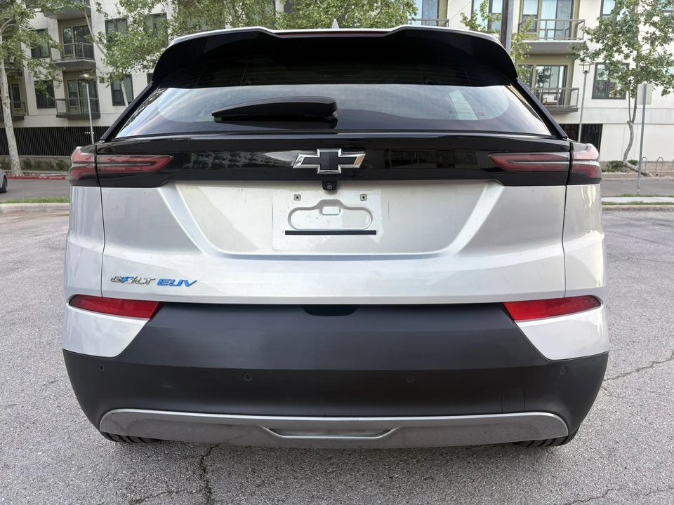2022 Chevrolet - Image 8 of 28