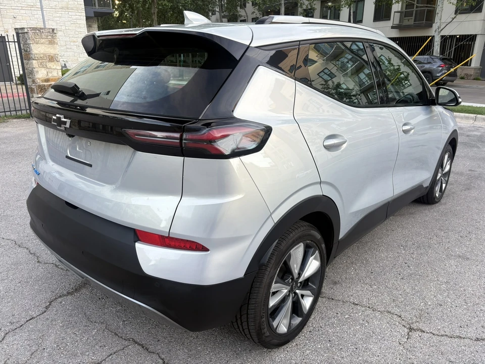 2022 Chevrolet - Image 10 of 28