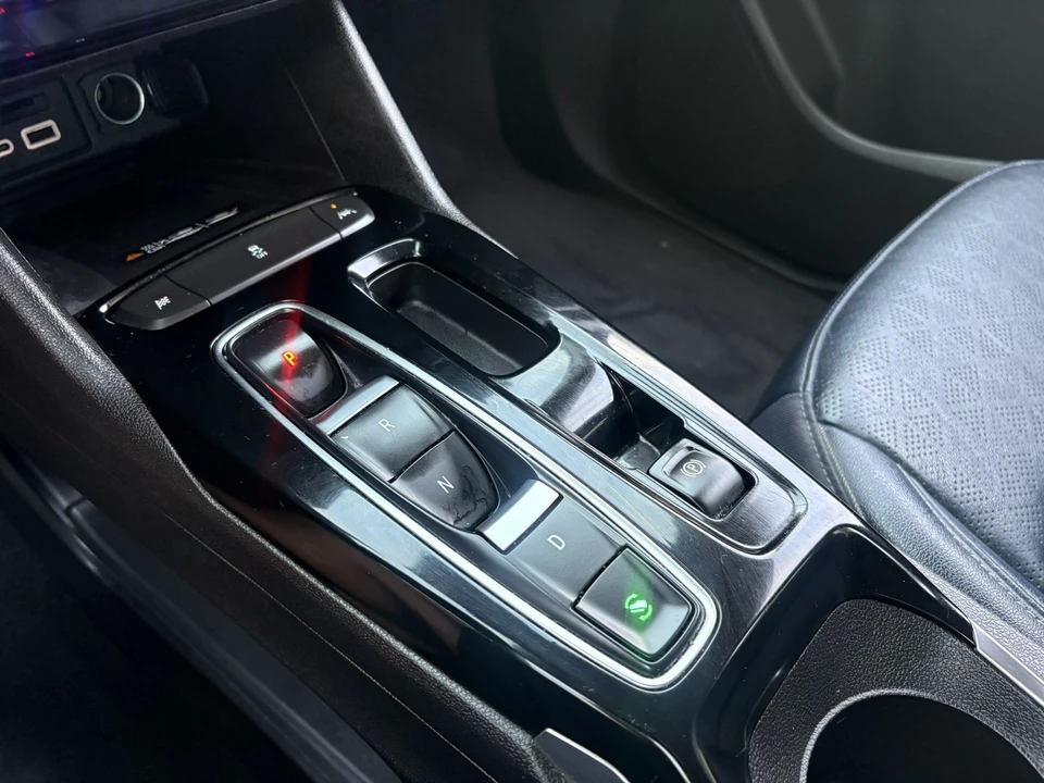 2022 Chevrolet - Image 25 of 28