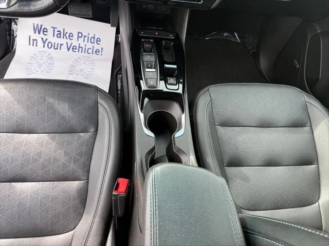 2022 Chevrolet - Image 17 of 25