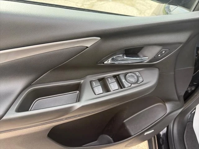 2022 Chevrolet - Image 10 of 25