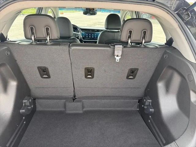 2022 Chevrolet - Image 20 of 25