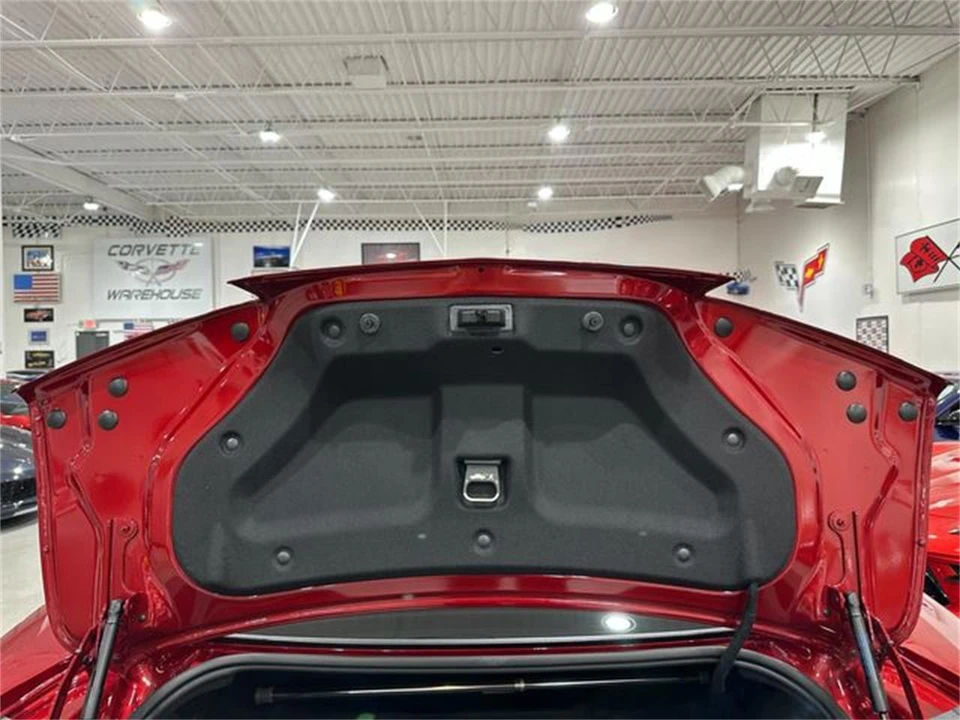 2022 Chevrolet Camaro 6th Gen - Image 25 of 30