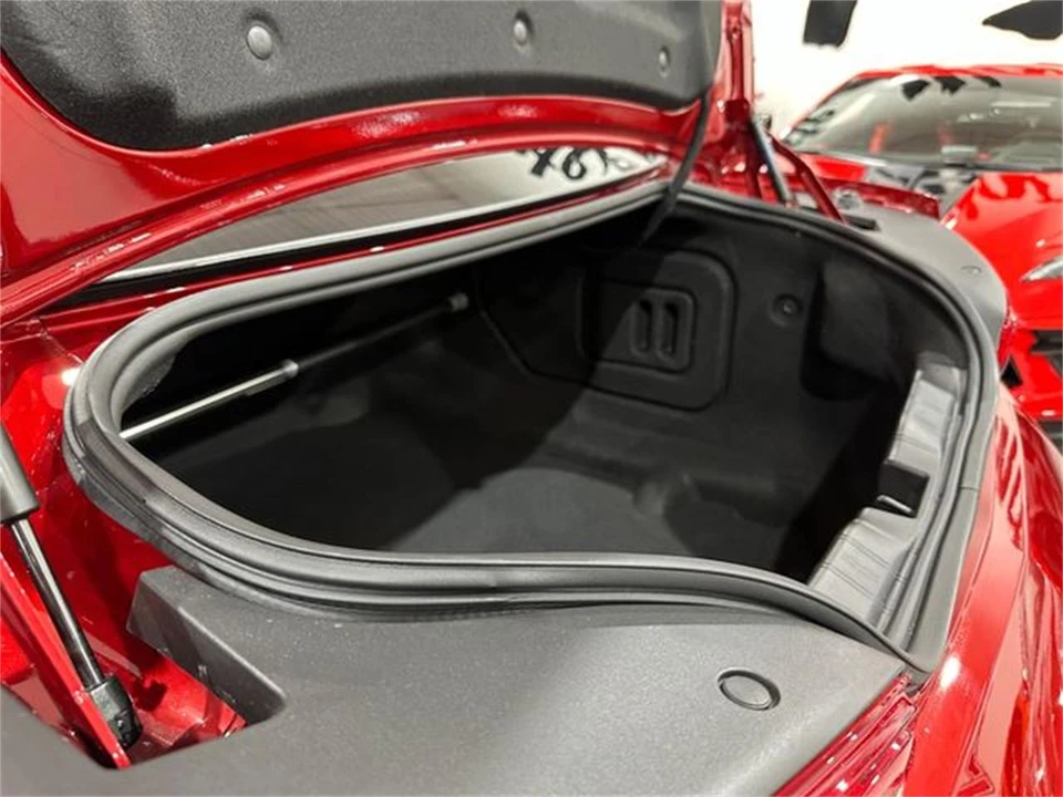 2022 Chevrolet Camaro 6th Gen - Image 24 of 30