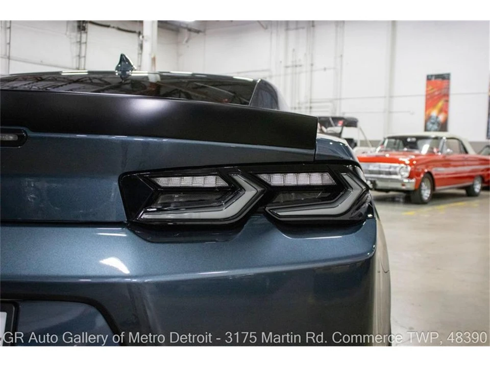 2022 Chevrolet Camaro 6th Gen - Image 8 of 31