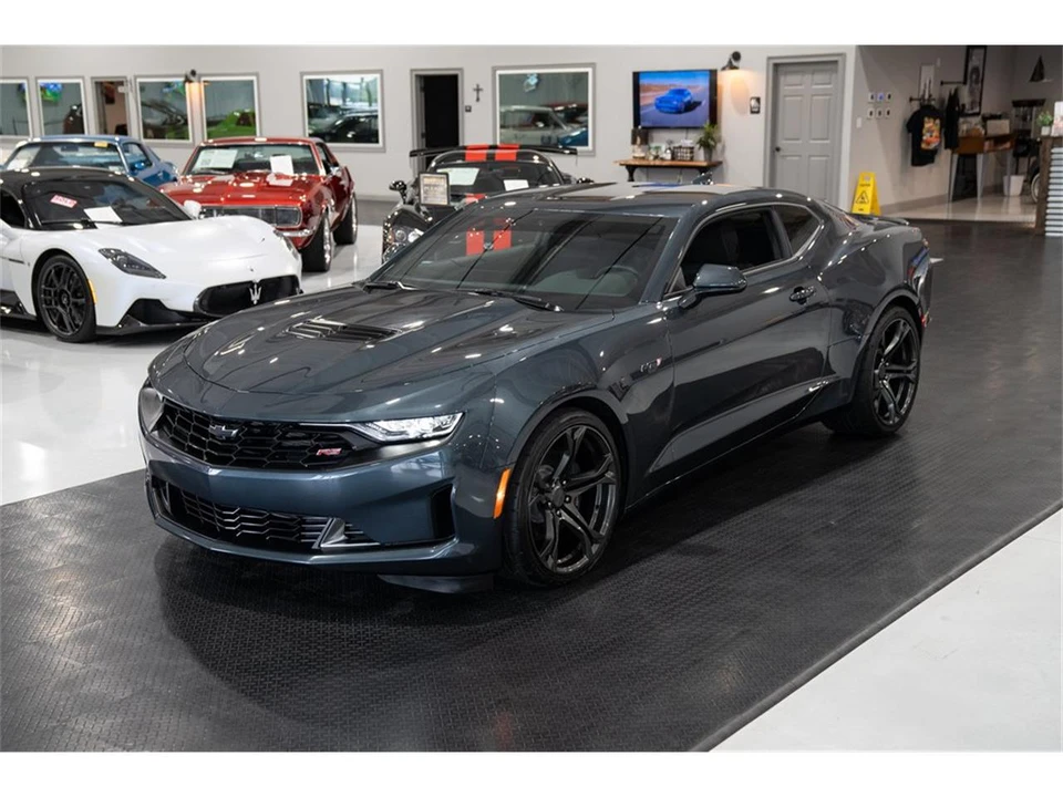 2022 Chevrolet Camaro 6th Gen - Image 2 of 31
