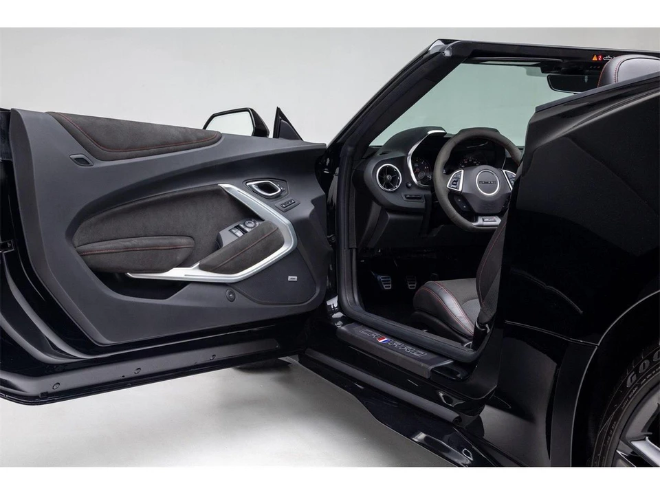 2022 Chevrolet Camaro 6th Gen - Image 28 of 31