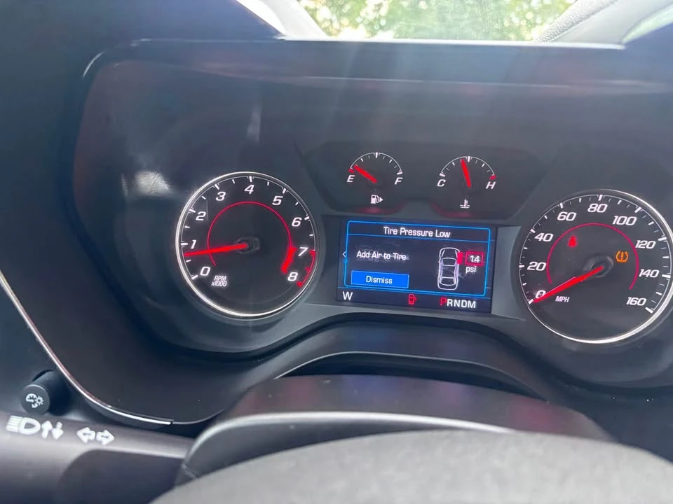 2022 Chevrolet Camaro 6th Gen - Image 11 of 16