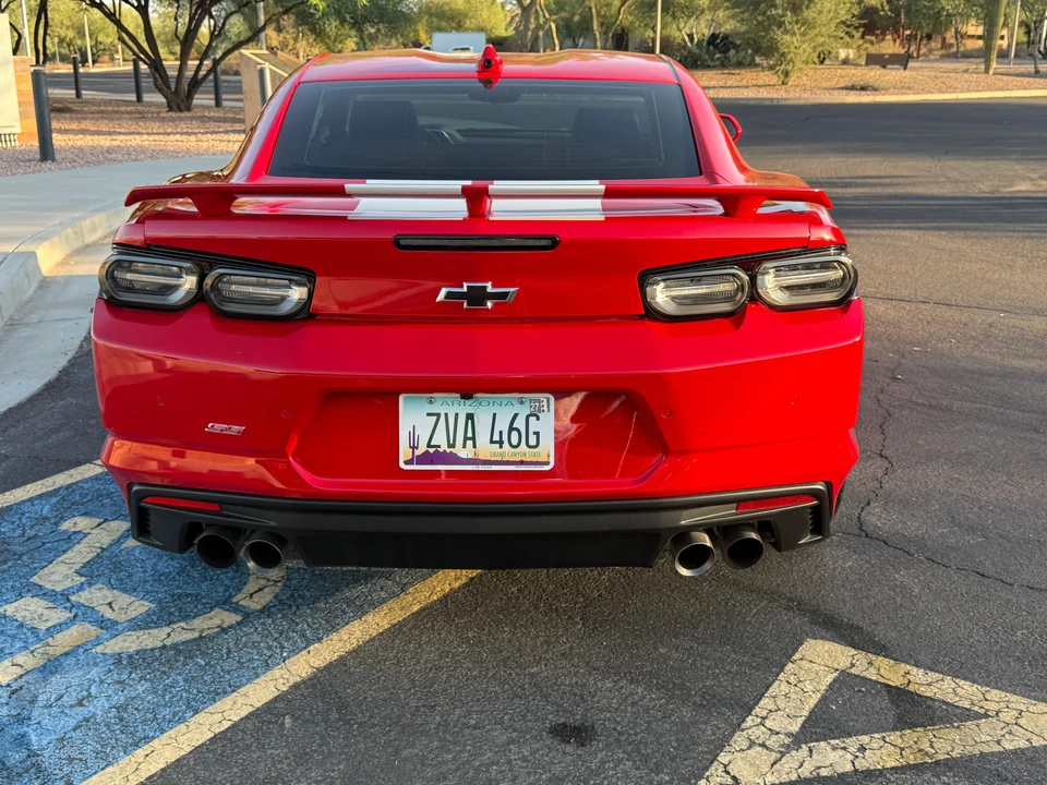 2022 Chevrolet Camaro SS 6th Gen - Image 10 of 31