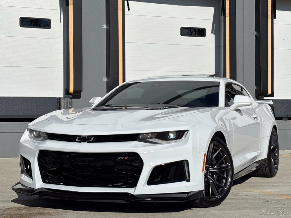 2022 Chevrolet Camaro ZL1 6th Gen - Image 8 of 21