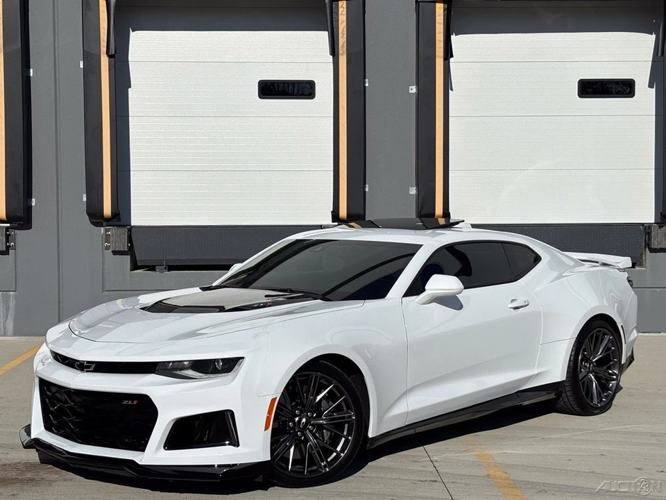 2022 Chevrolet Camaro ZL1 6th Gen - Image 4 of 21