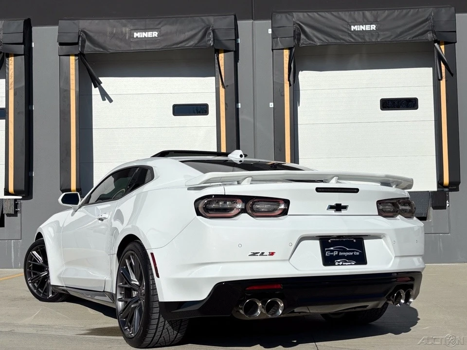 2022 Chevrolet Camaro ZL1 6th Gen - Image 20 of 21