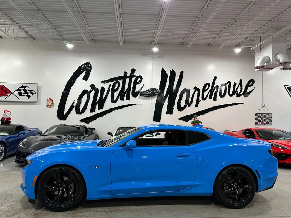 2022 Chevrolet Camaro 6th Gen - Image 2 of 21