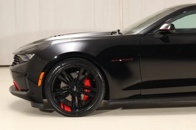 2022 Chevrolet Camaro 6th Gen - Image 2 of 21