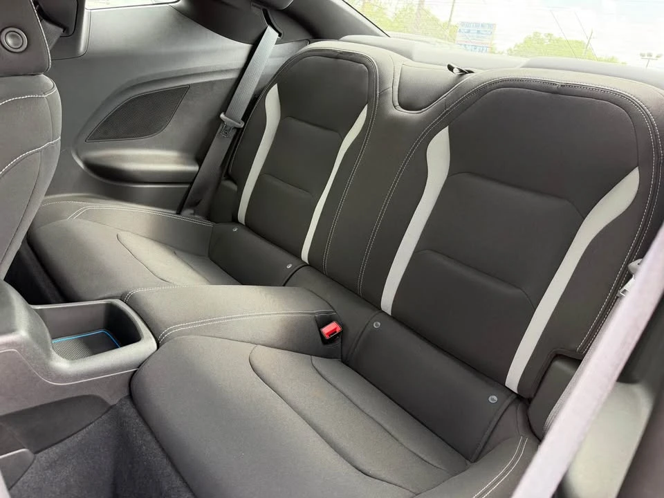 2022 Chevrolet Camaro 6th Gen - Image 8 of 15