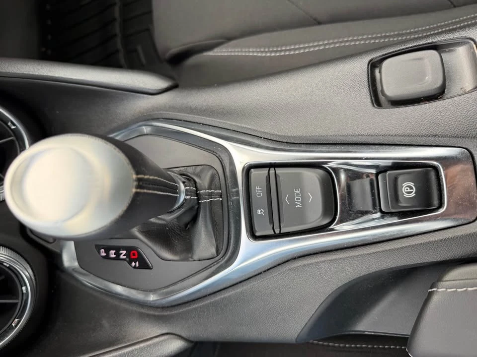 2022 Chevrolet Camaro 6th Gen - Image 13 of 15