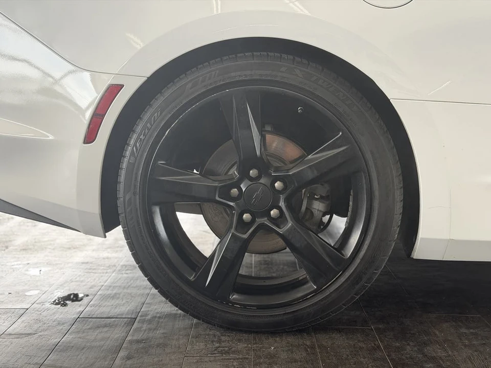 2022 Chevrolet Camaro 6th Gen - Image 18 of 31