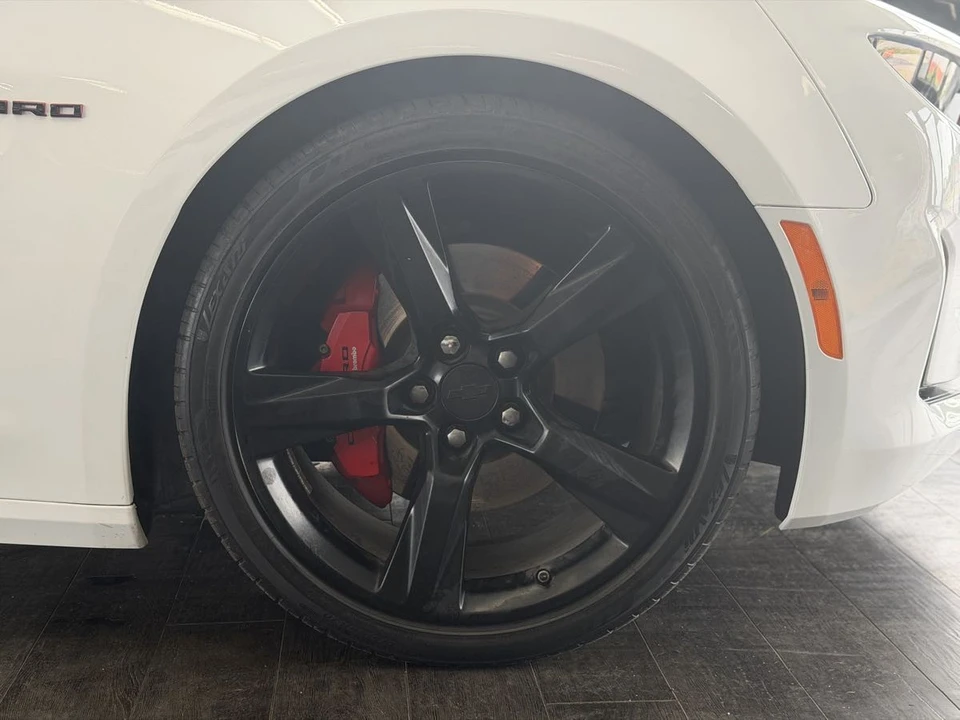 2022 Chevrolet Camaro 6th Gen - Image 17 of 31