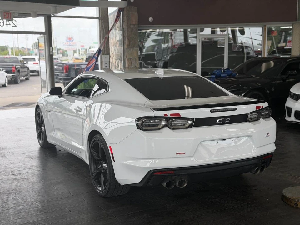 2022 Chevrolet Camaro 6th Gen - Image 11 of 31