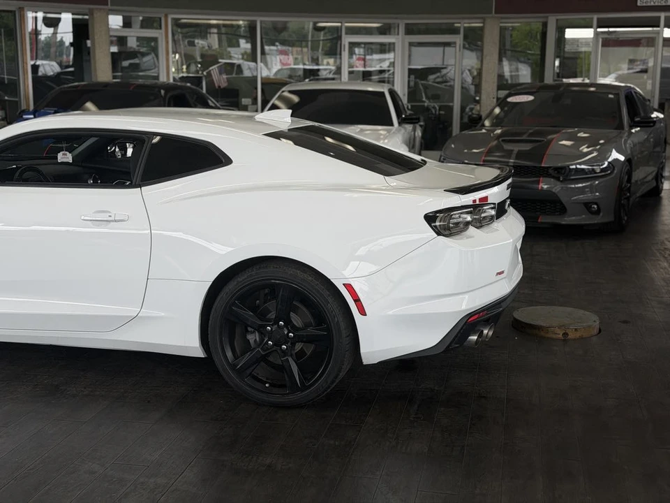 2022 Chevrolet Camaro 6th Gen - Image 12 of 31