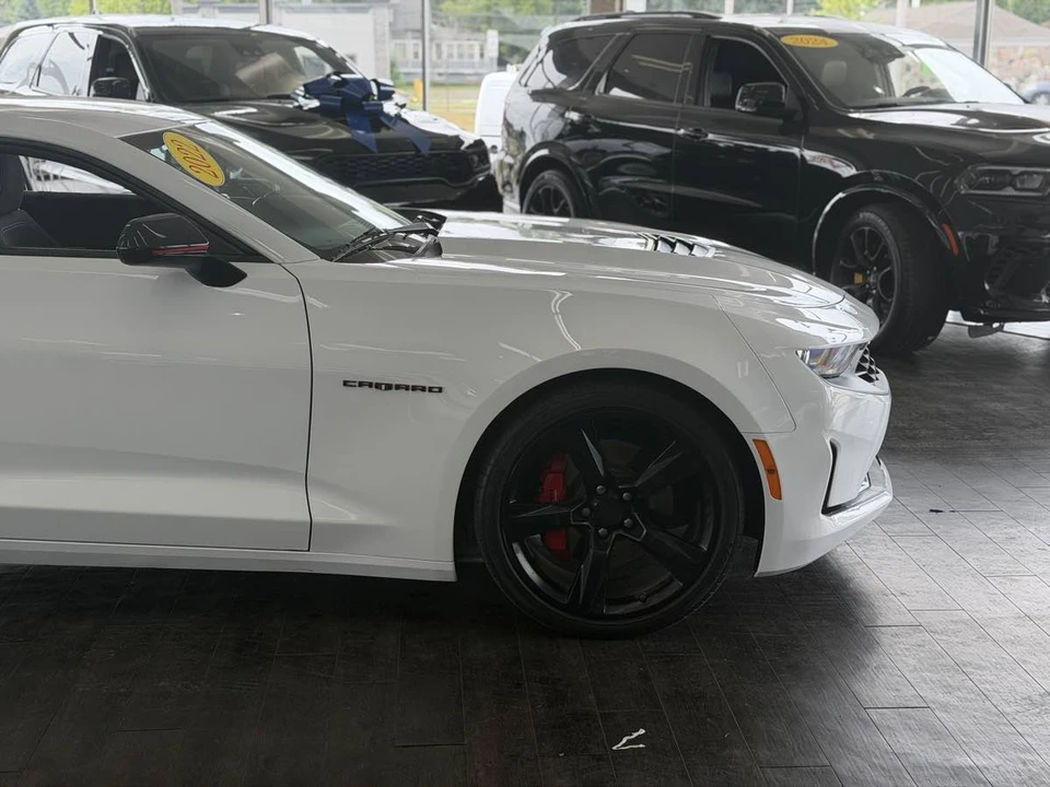 2022 Chevrolet Camaro 6th Gen - Image 6 of 31