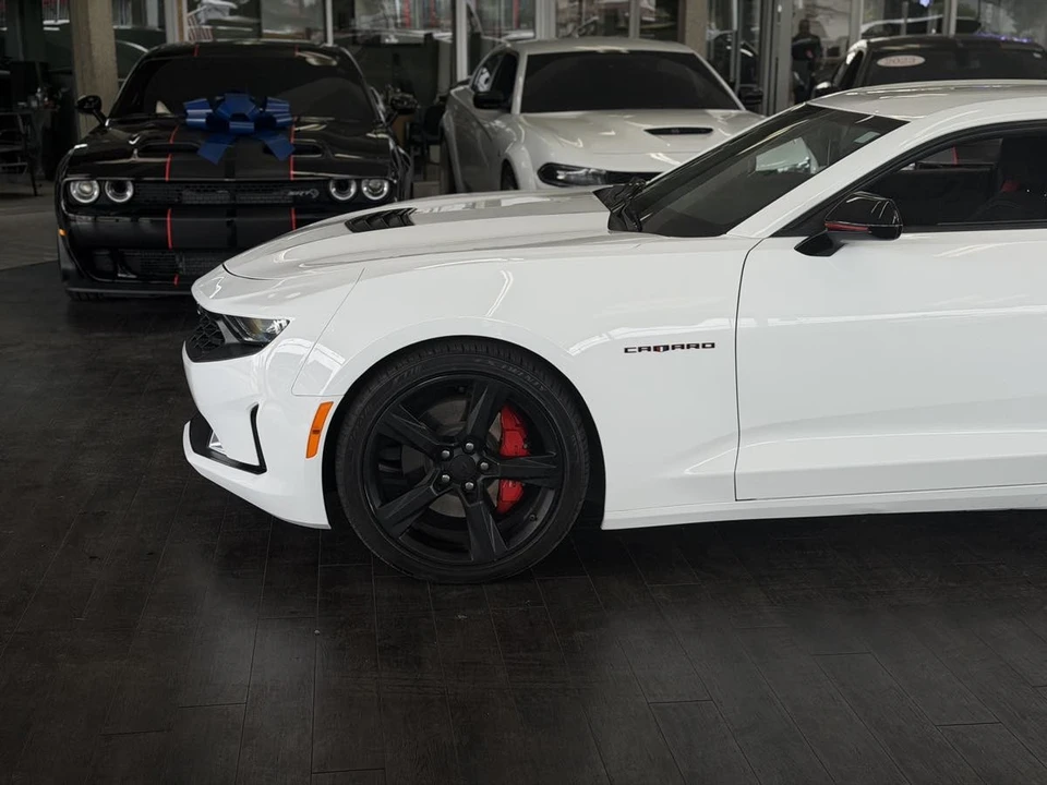 2022 Chevrolet Camaro 6th Gen - Image 13 of 31