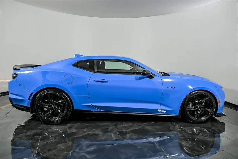 2022 Chevrolet Camaro 6th Gen - Image 10 of 29