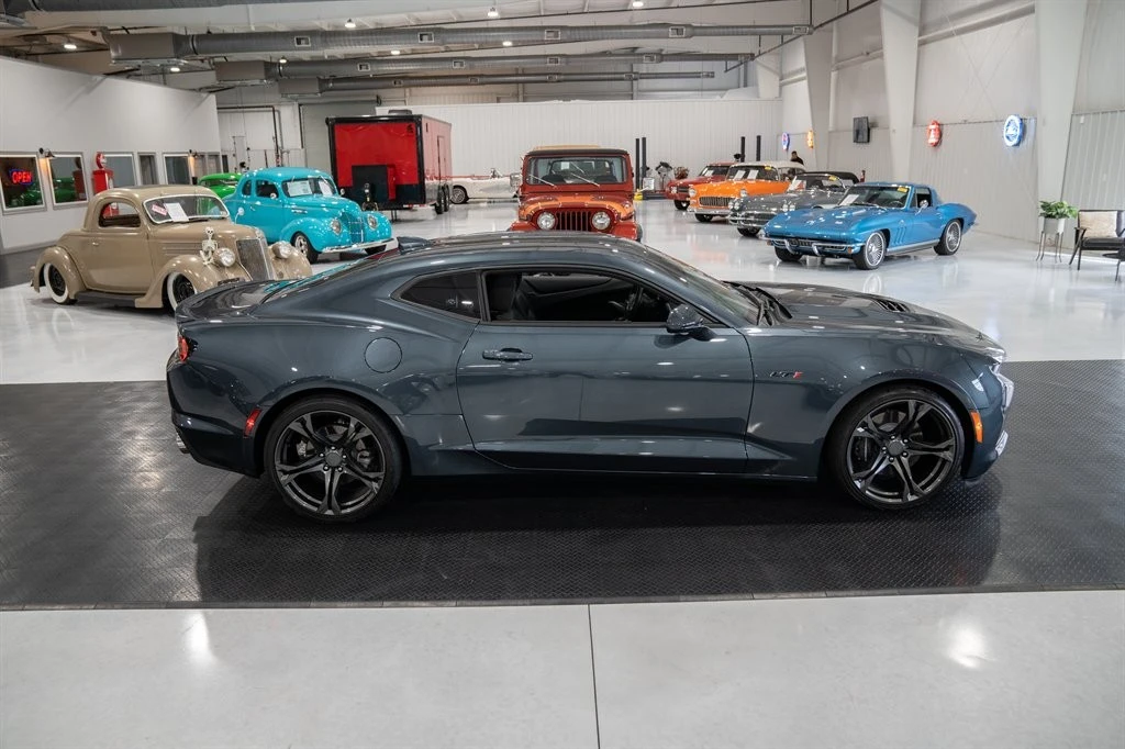 2022 Chevrolet Camaro 6th Gen - Image 12 of 21