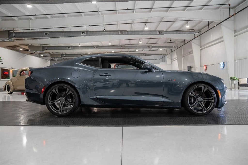 2022 Chevrolet Camaro 6th Gen - Image 11 of 21