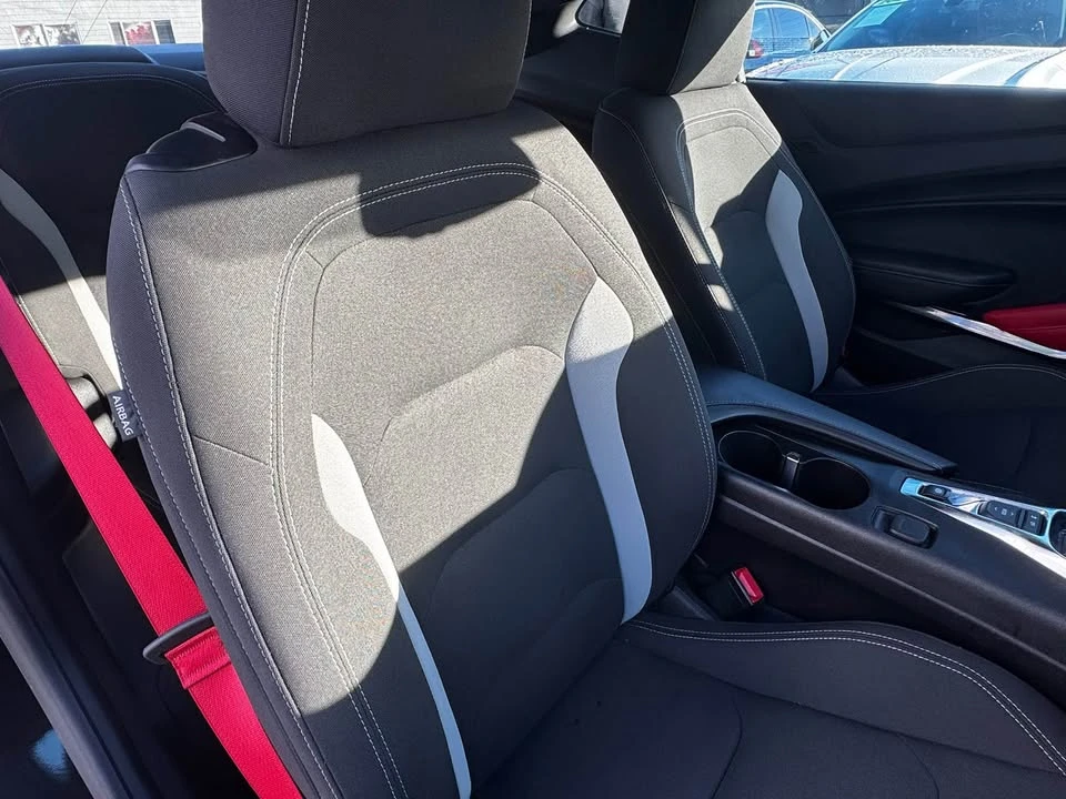 2022 Chevrolet Camaro 6th Gen - Image 13 of 15