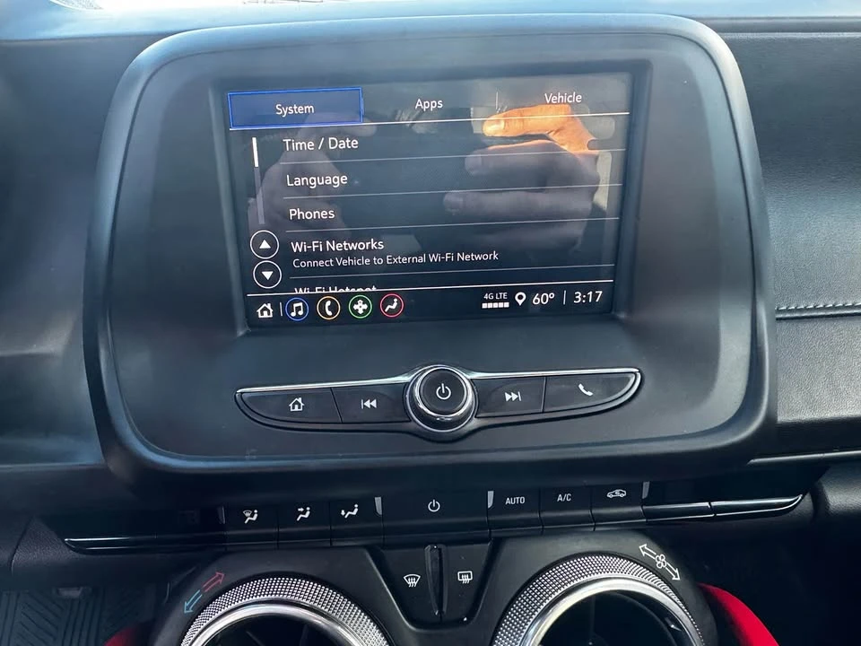 2022 Chevrolet Camaro 6th Gen - Image 10 of 16