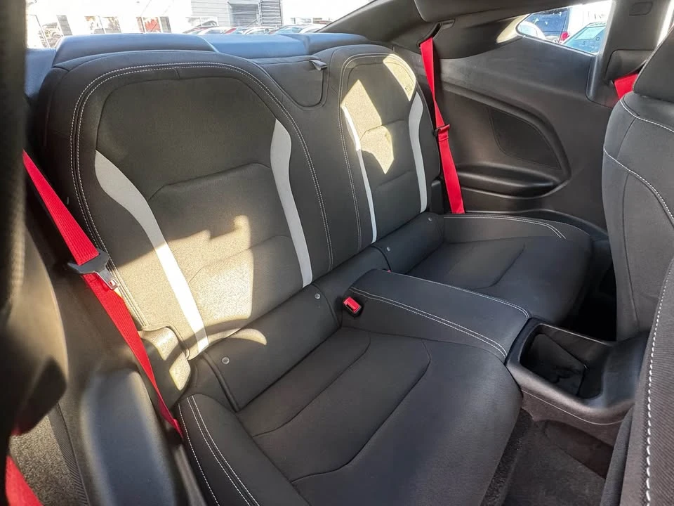 2022 Chevrolet Camaro 6th Gen - Image 15 of 16