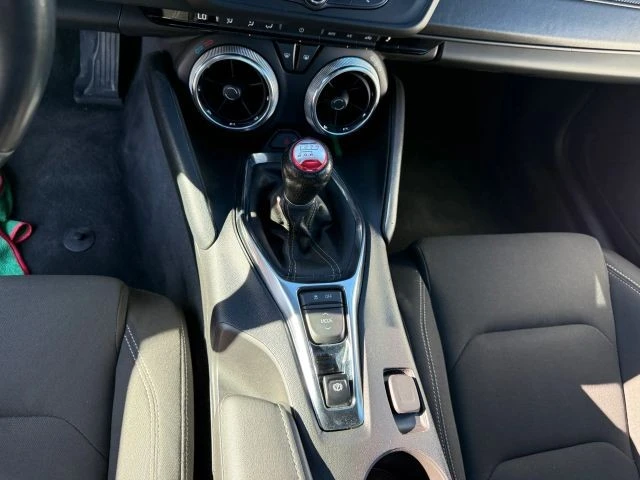 2022 Chevrolet Camaro 6th Gen - Image 20 of 21