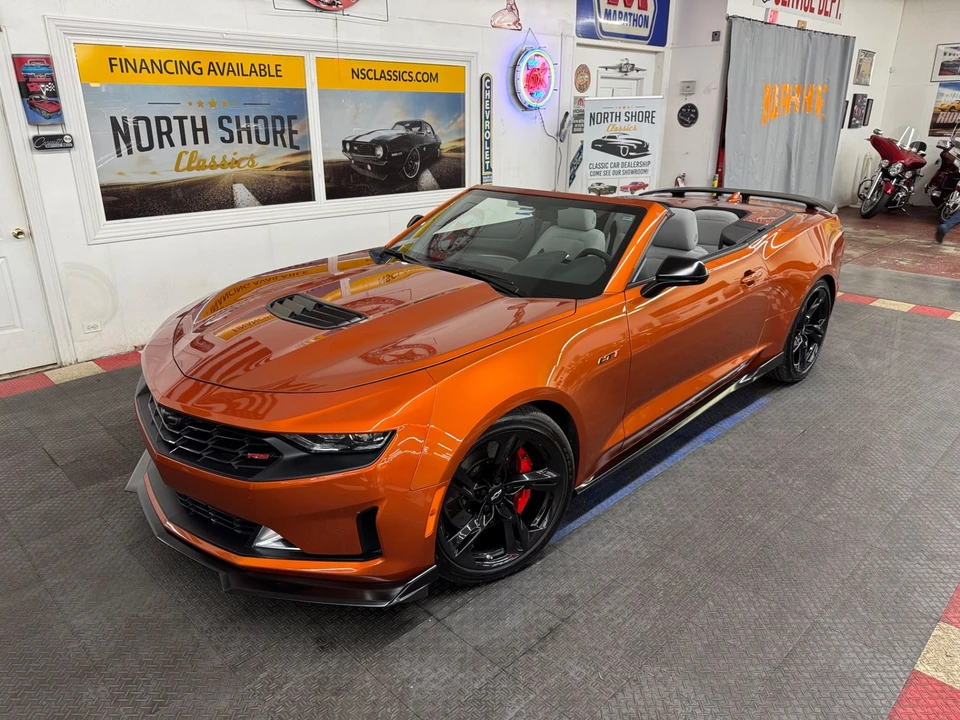 2022 Chevrolet Camaro 6th Gen - Image 2 of 21