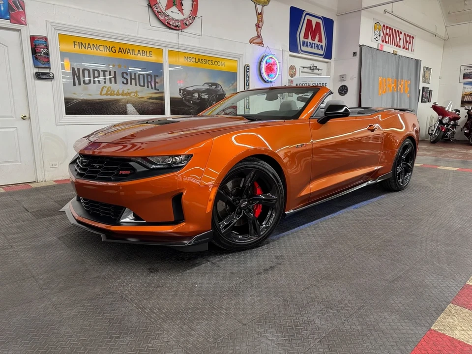 2022 Chevrolet Camaro 6th Gen - Image 2 of 21