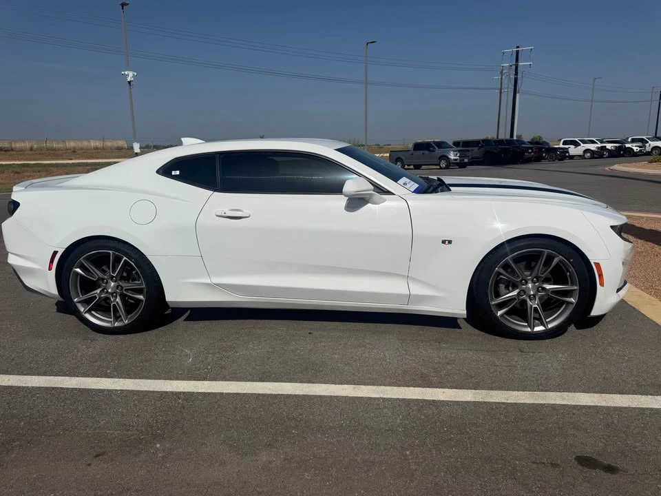 2022 Chevrolet Camaro 6th Gen - Image 9 of 11