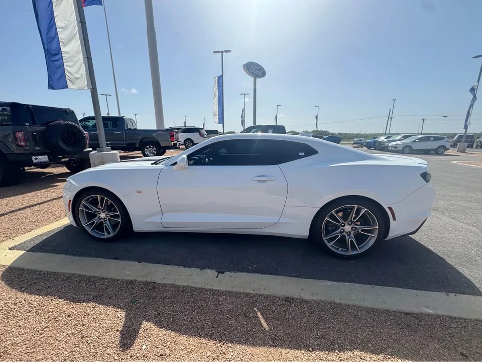 2022 Chevrolet Camaro 6th Gen - Image 2 of 11
