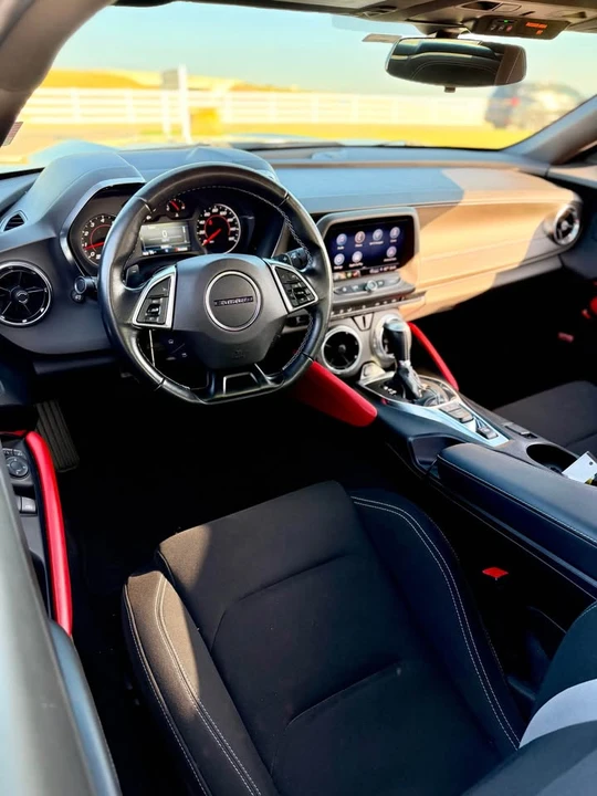 2022 Chevrolet Camaro 6th Gen - Image 8 of 15