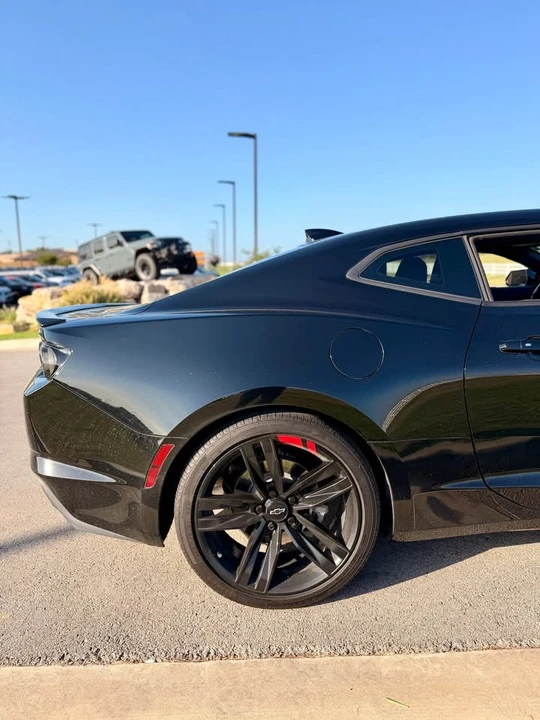 2022 Chevrolet Camaro 6th Gen - Image 4 of 15