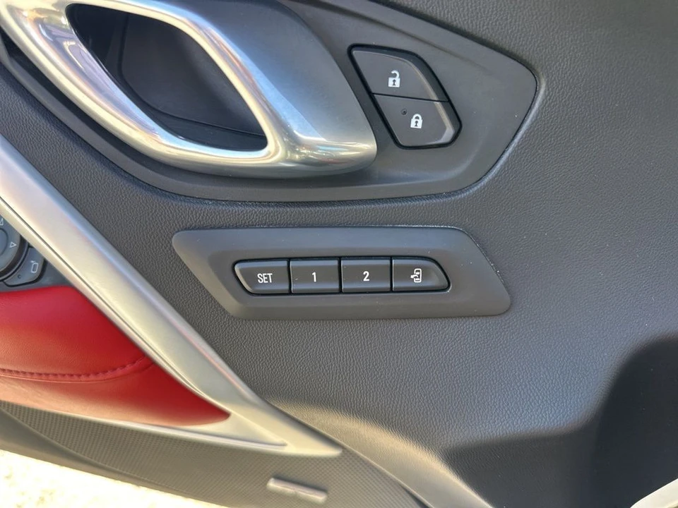 2022 Chevrolet Camaro SS 6th Gen - Image 11 of 12