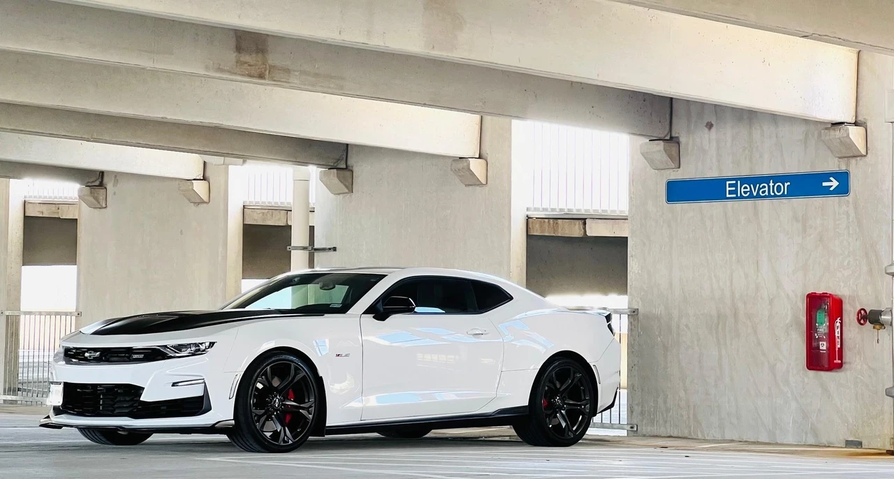 2022 Chevrolet Camaro SS 6th Gen - Image 8 of 31
