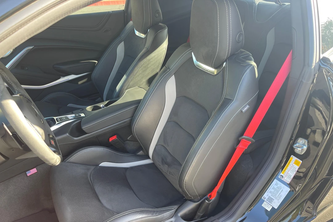 2022 Chevrolet Camaro SS 6th Gen - Image 28 of 31