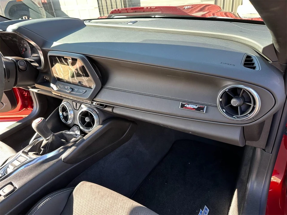2022 Chevrolet Camaro - Image 11 of 22