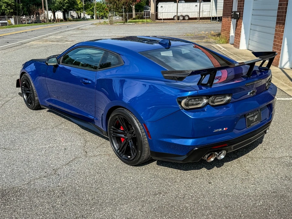 2022 Chevrolet Camaro ZL1 6th Gen - Image 20 of 31