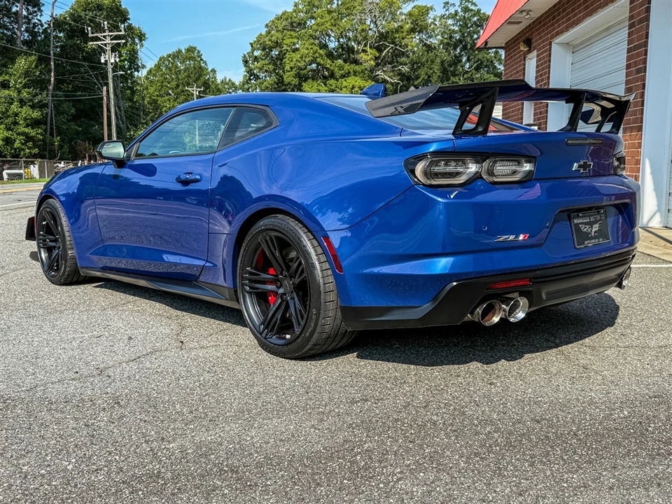 2022 Chevrolet Camaro ZL1 6th Gen - Image 21 of 31