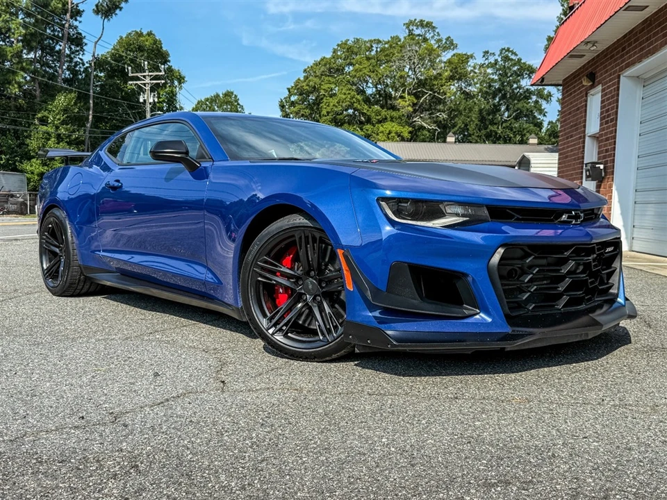 2022 Chevrolet Camaro ZL1 6th Gen - Image 24 of 31