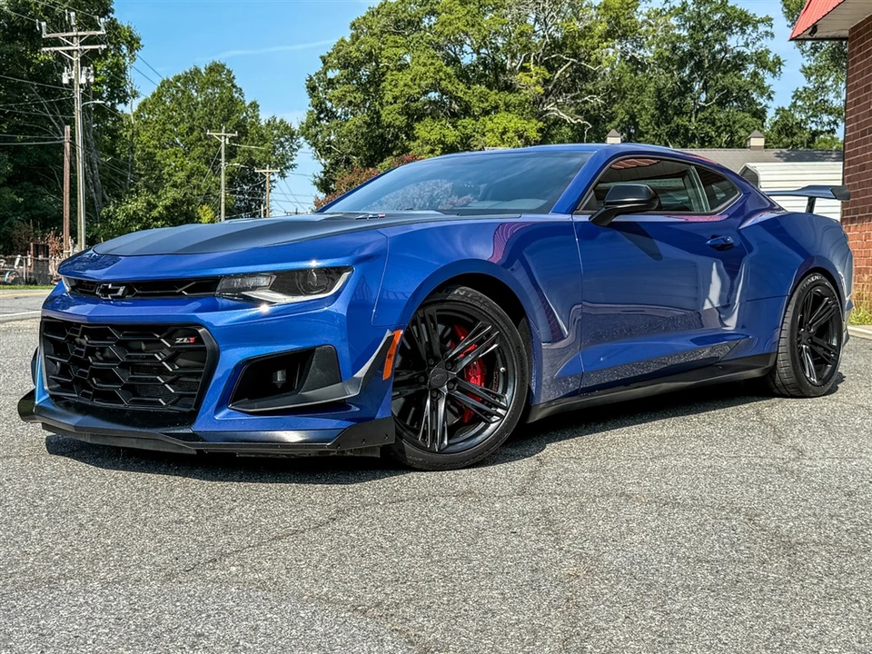 2022 Chevrolet Camaro ZL1 6th Gen - Image 2 of 31
